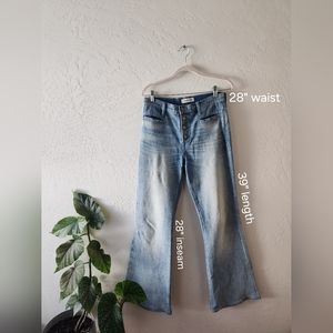 ✨️SOLD✨️Madewell Distressed Button Up Flare Jeans Size 28